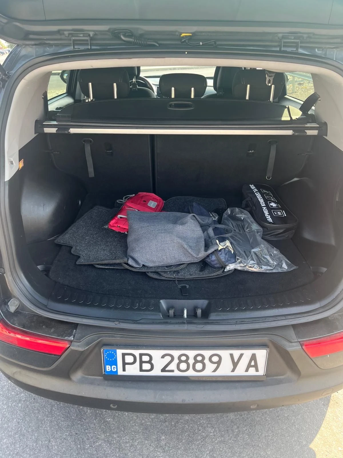 Kia Sportage, снимка 9 - Автомобили и джипове - 56118009