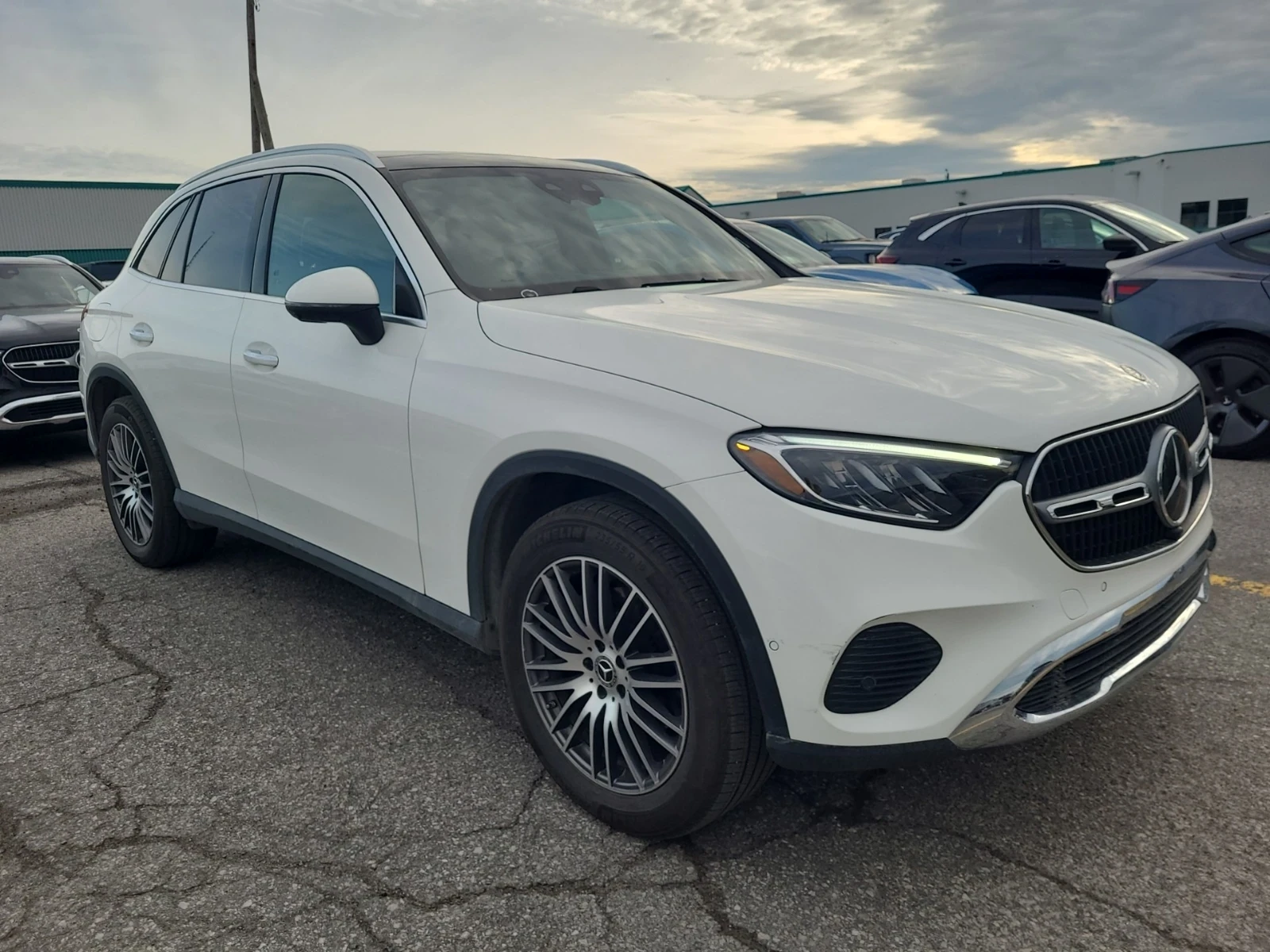 Mercedes-Benz GLC 300 ПОДГРЕВ * ПАНОРАМА * 360 * BURMESTER * CARFAX