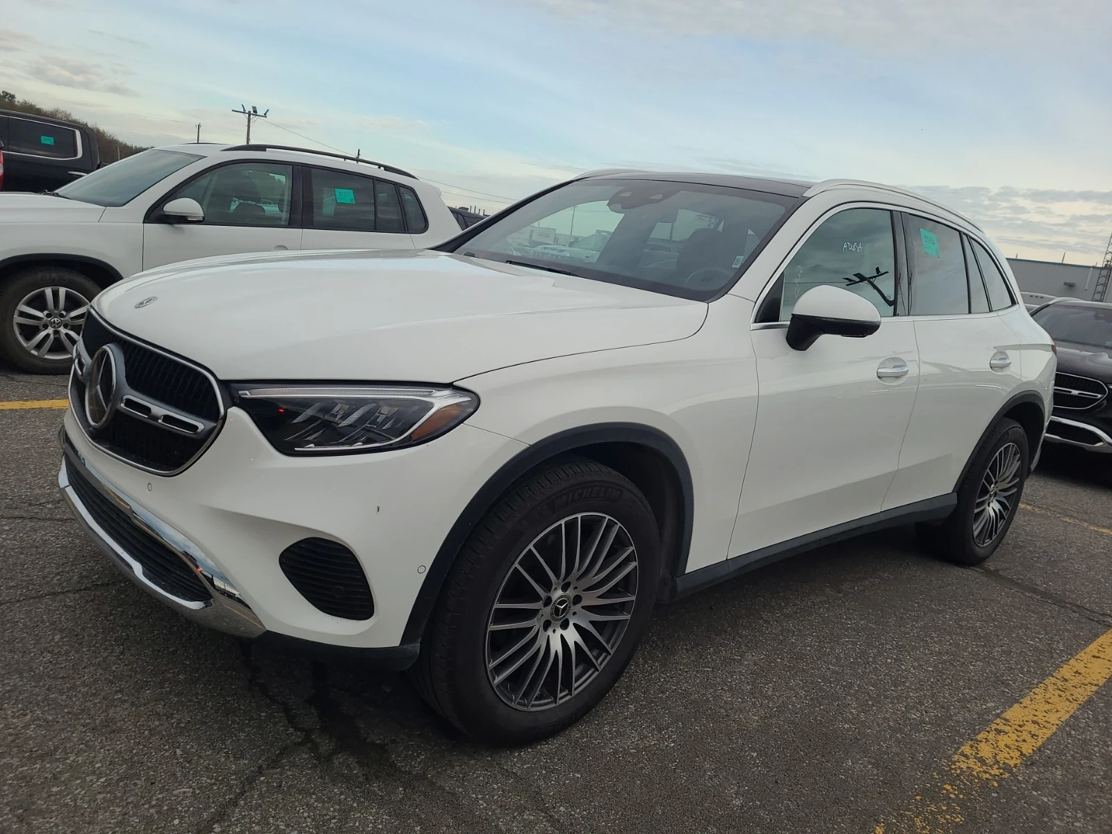 Mercedes-Benz GLC 300 ПОДГРЕВ * ПАНОРАМА * 360 * BURMESTER * CARFAX, снимка 4 - Автомобили и джипове - 54643319