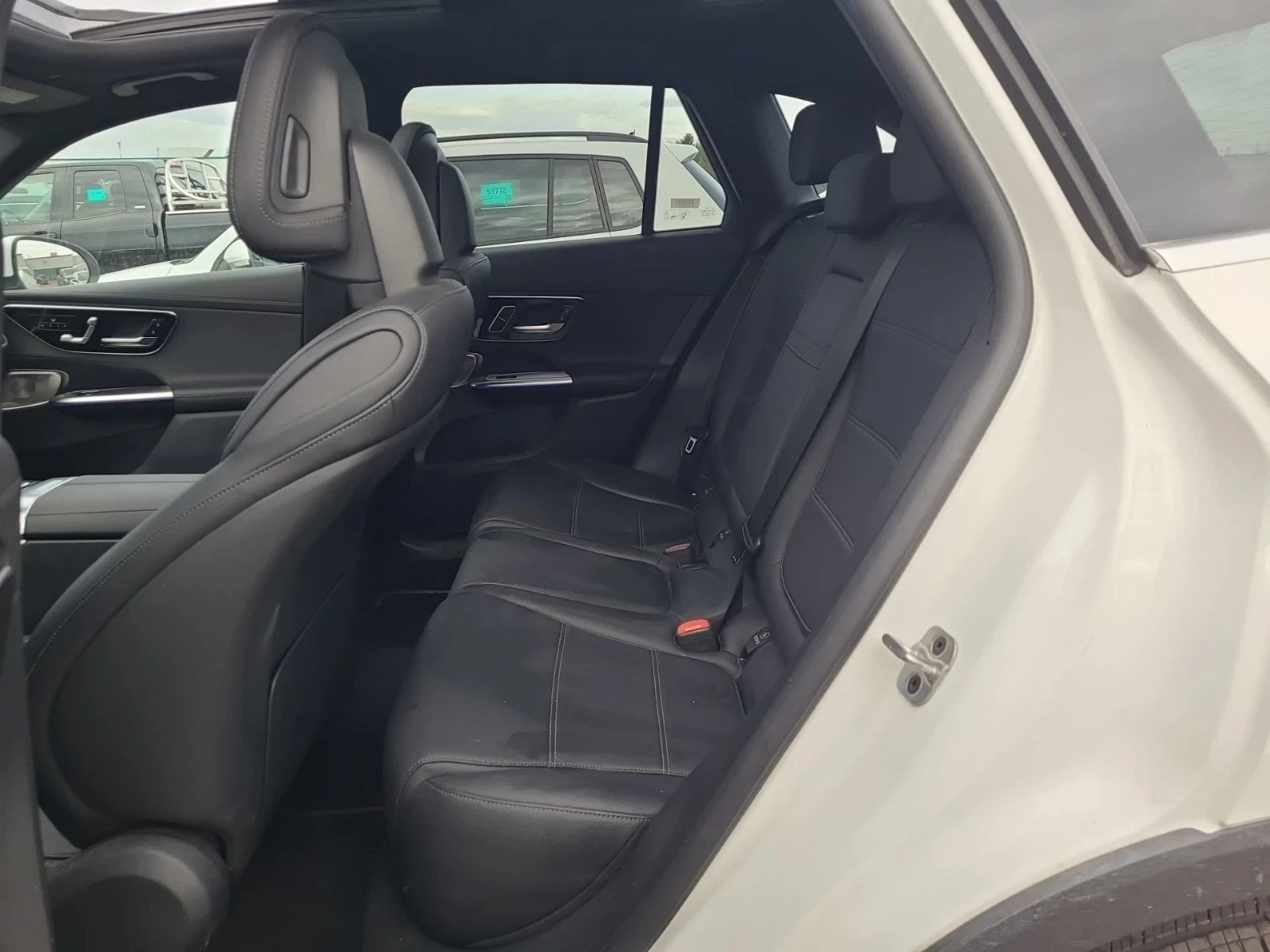 Mercedes-Benz GLC 300 ПОДГРЕВ * ПАНОРАМА * 360 * BURMESTER * CARFAX, снимка 10 - Автомобили и джипове - 54643319