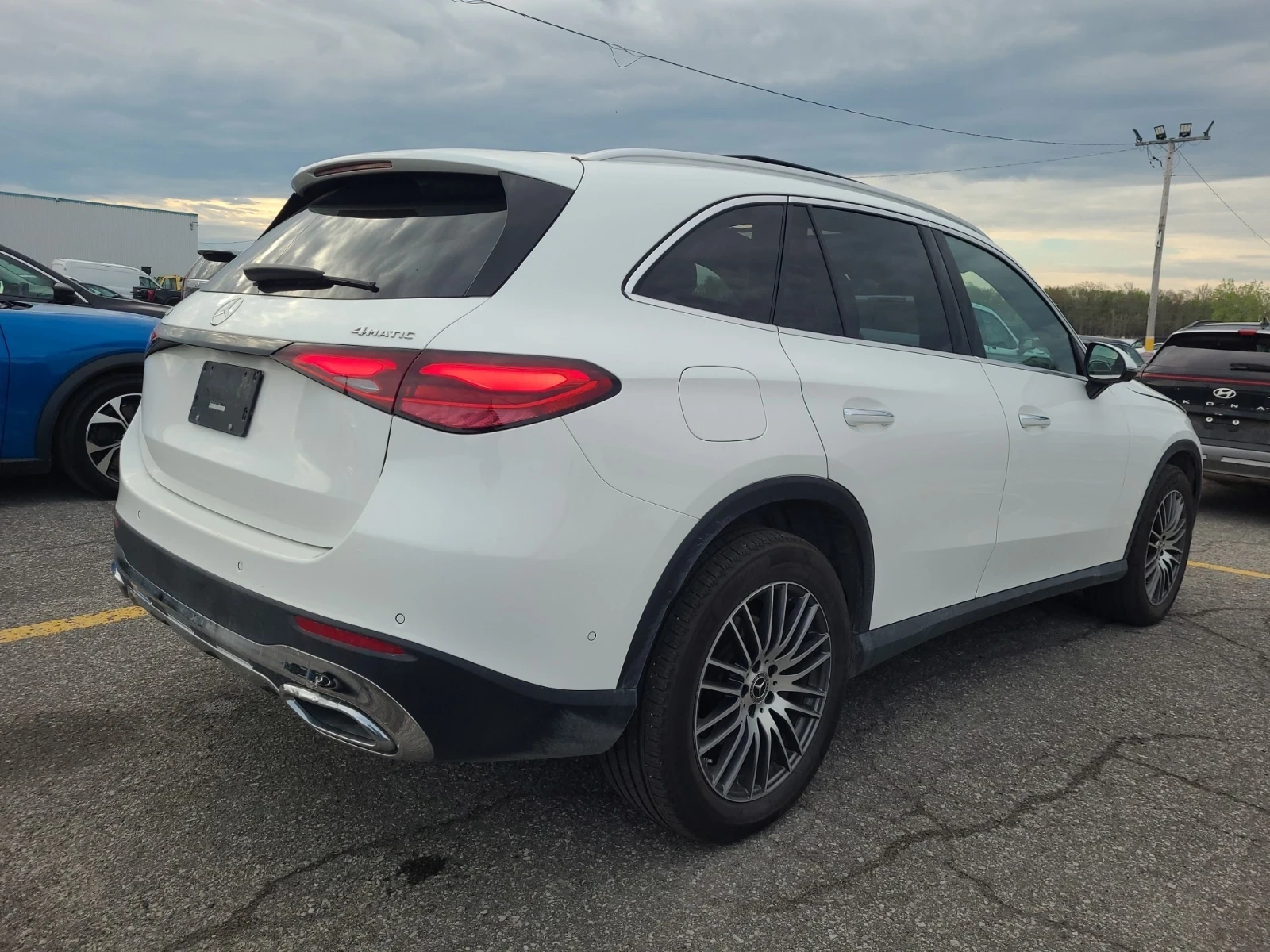 Mercedes-Benz GLC 300 ПОДГРЕВ * ПАНОРАМА * 360 * BURMESTER * CARFAX, снимка 3 - Автомобили и джипове - 54643319