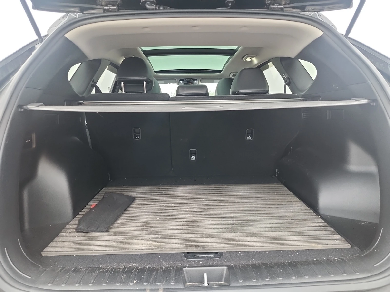 Hyundai Tucson Preferred, 4X4 ПРОГНОЗНА ЦЕНА до БГ, снимка 13 - Автомобили и джипове - 55678885
