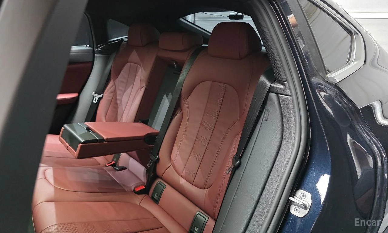 BMW X6 30d* M SPORT* HARMAN* ВЪЗДУХ* ОБДУХ* 360* КРАЙНА Ц, снимка 16 - Автомобили и джипове - 56262462