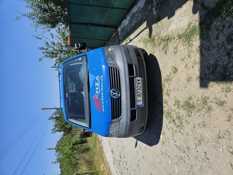 VW T5 2.5, снимка 10 - Бусове и автобуси - 46523889