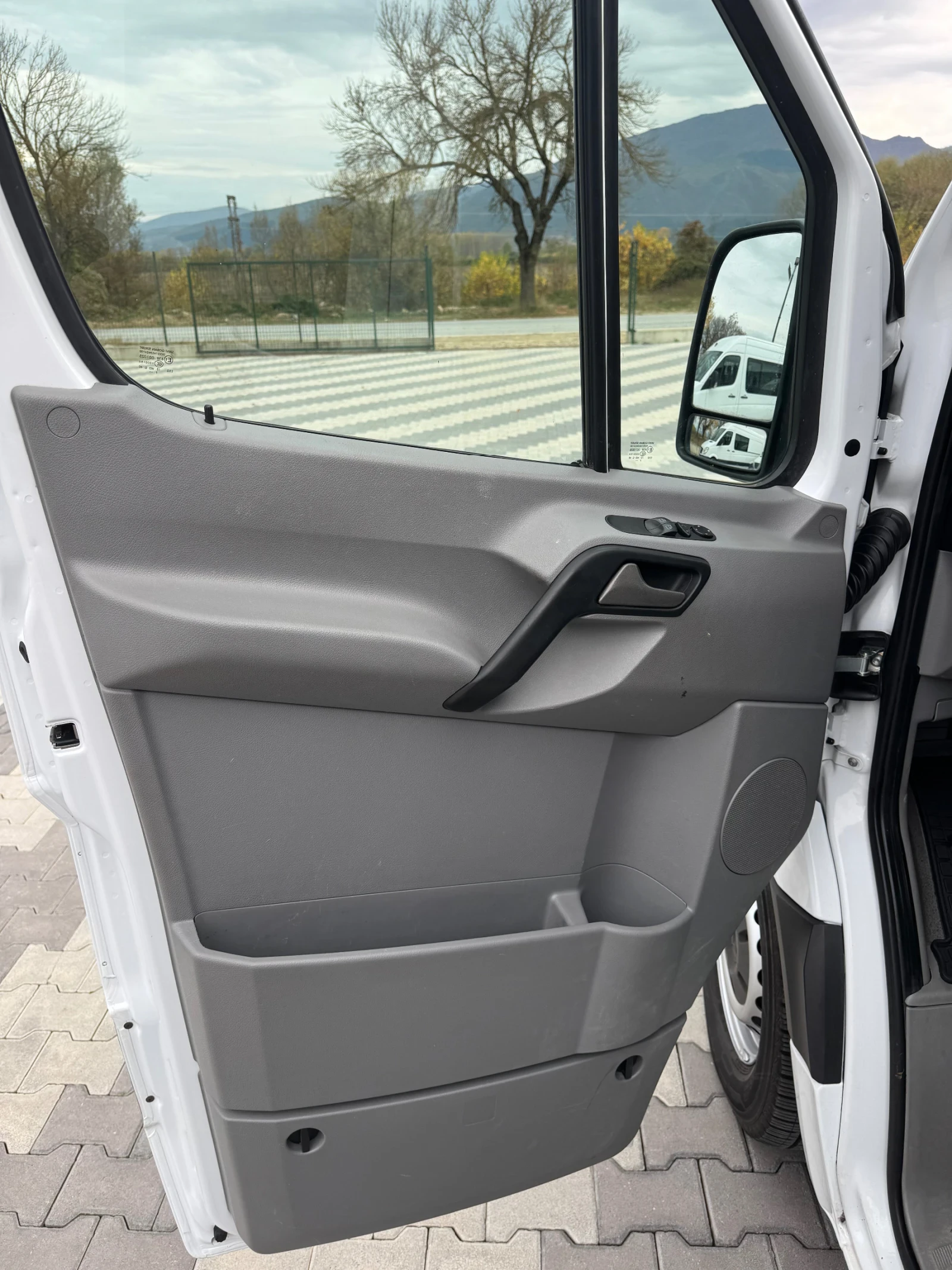 Mercedes-Benz Sprinter 316 CDI, снимка 12 - Бусове и автобуси - 56659915