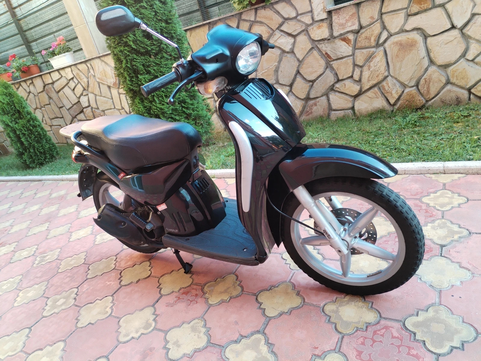 Aprilia Scarabeo 100 кубика