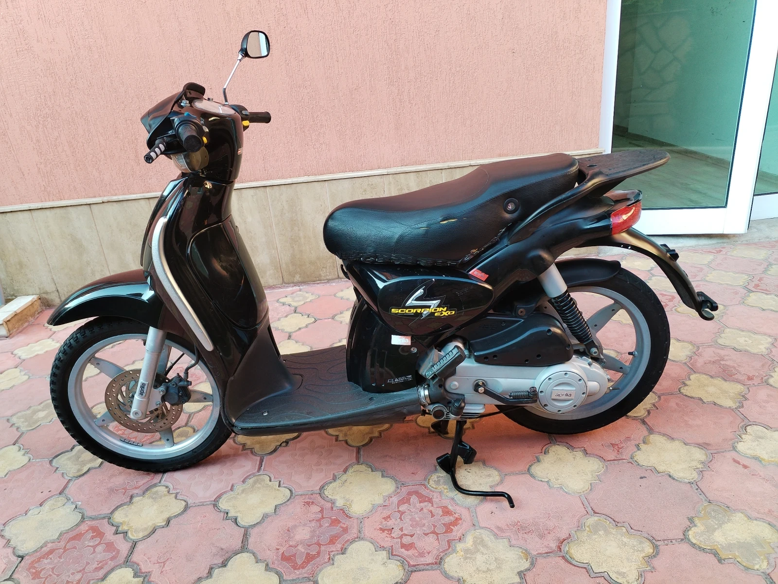 Aprilia Scarabeo 100 кубика, снимка 4 - Мотоциклети и мототехника - 55268742