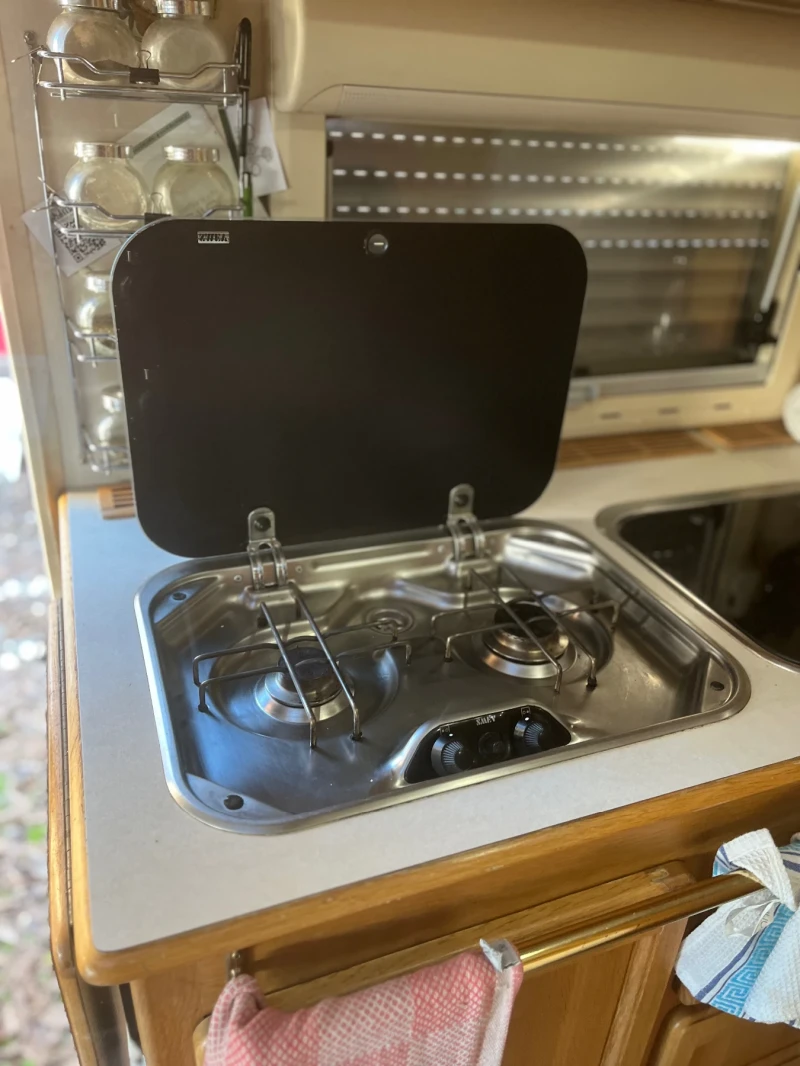 Кемпер Mercedes-Benz Notin, снимка 10 - Каравани и кемпери - 52935644