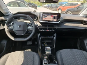 Peugeot 208 Гаранционна  само на  149км, снимка 11
