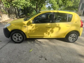 Dacia Sandero 1.6MPI газ, снимка 8