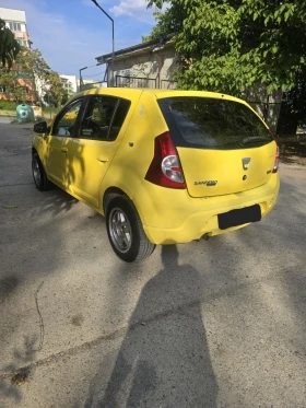 Dacia Sandero 1.6MPI газ, снимка 5