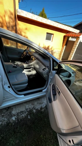 Toyota Prius executive  - 16500 лв. / 8436.32 € - 63854284 9