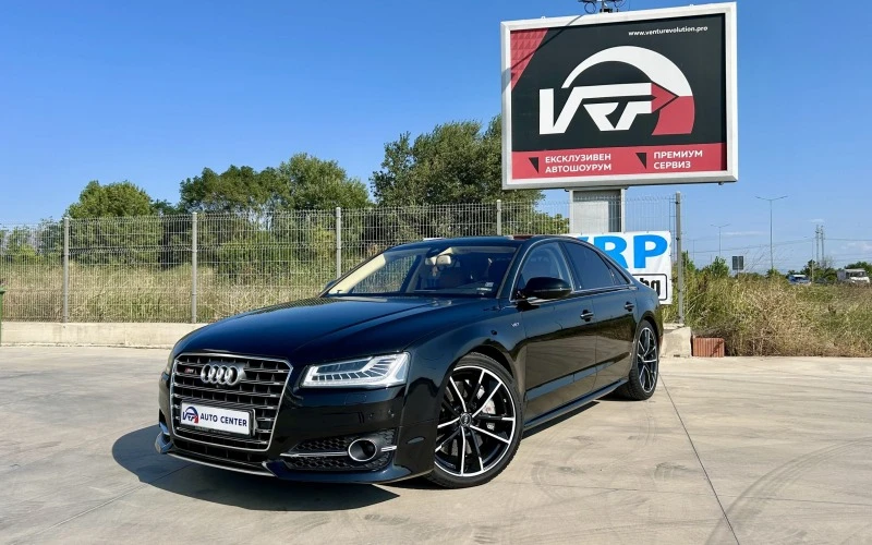 Audi S8 Plus, Ceramic, B&O, Exclusive, Head UP, TV, снимка 1 - Автомобили и джипове - 46702893