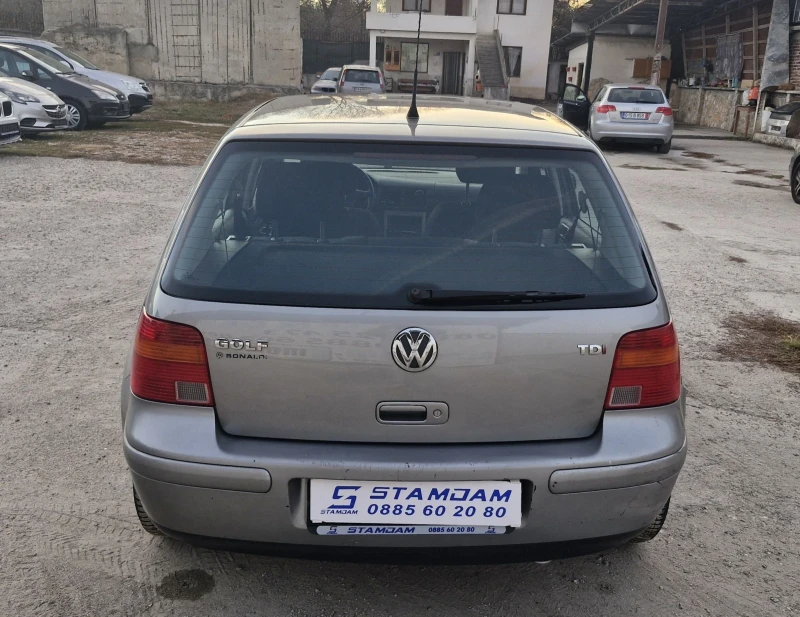 VW Golf 1.9tdi 101hp, снимка 7 - Автомобили и джипове - 48029734