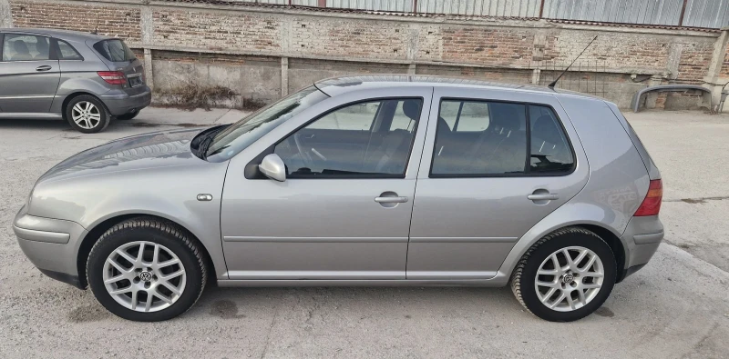 VW Golf 1.9tdi 101hp, снимка 4 - Автомобили и джипове - 48029734