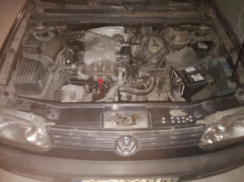 VW Golf 3, снимка 4 - Автомобили и джипове - 48145711