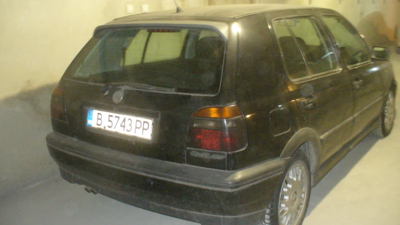 VW Golf 3, снимка 3 - Автомобили и джипове - 48145711