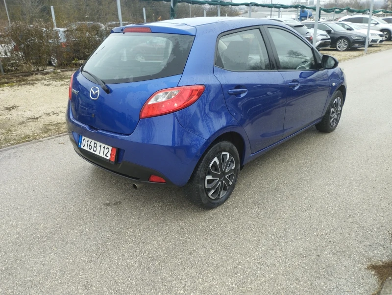 Mazda 2 1.4 бензин , снимка 7 - Автомобили и джипове - 48280617