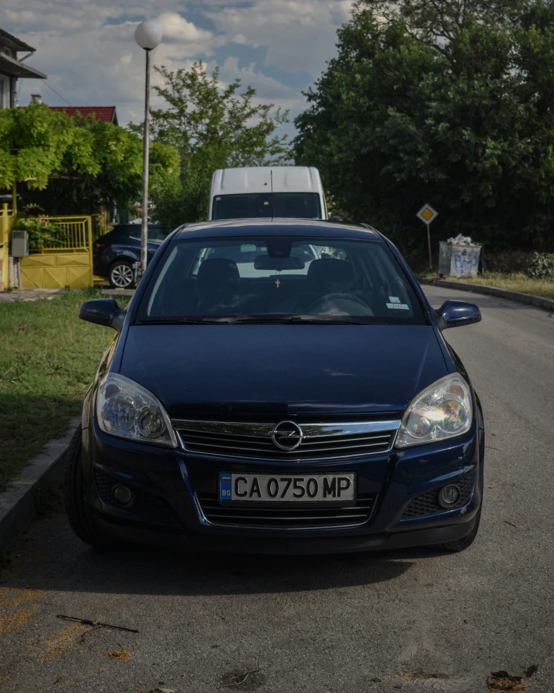 Opel Astra, снимка 4 - Автомобили и джипове - 48372810