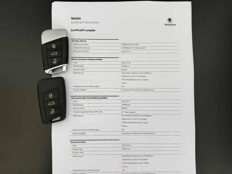 Skoda Superb 2.0TDI* 190к.с* СЕРВИЗНА КНИЖКА С ПЪЛНА ИСТОРИЯ , снимка 16 - Автомобили и джипове - 49821730