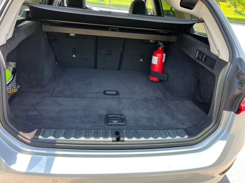 BMW 320, снимка 11 - Автомобили и джипове - 51870668