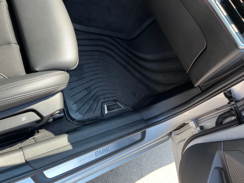 BMW 320, снимка 10 - Автомобили и джипове - 51870668