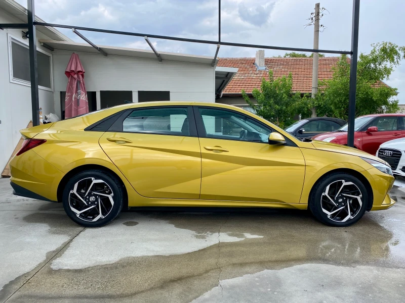 Hyundai Elantra 2.0, Бензин, Клима, Автомат- 8 ск., снимка 6 - Автомобили и джипове - 51052928