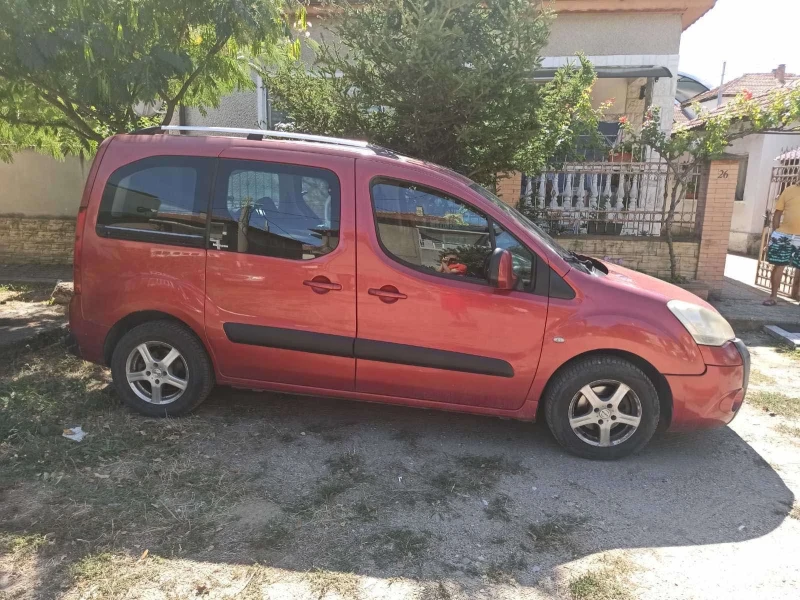 Citroen Berlingo, снимка 2 - Автомобили и джипове - 52431305