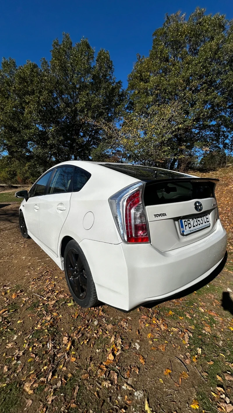 Toyota Prius executive , снимка 6 - Автомобили и джипове - 52542916