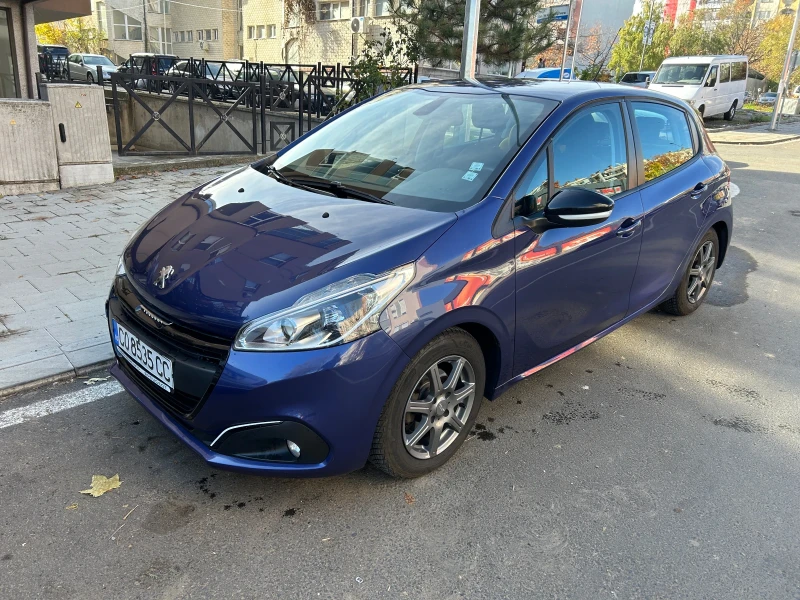 Peugeot 208 PureTech, снимка 3 - Автомобили и джипове - 52253343