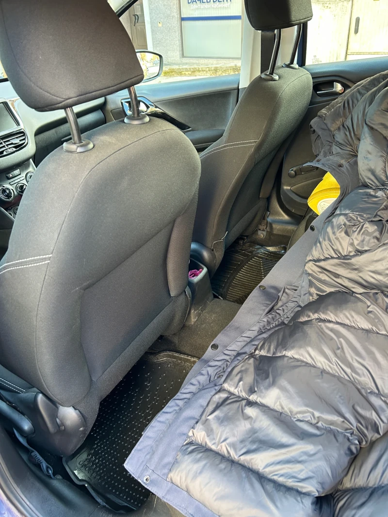 Peugeot 208 PureTech, снимка 12 - Автомобили и джипове - 52253343