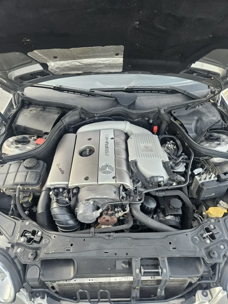 Mercedes-Benz C 30 AMG, снимка 9 - Автомобили и джипове - 52643135