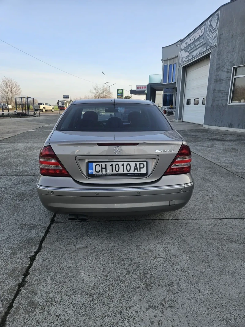 Mercedes-Benz C 30 AMG, снимка 7 - Автомобили и джипове - 52643135