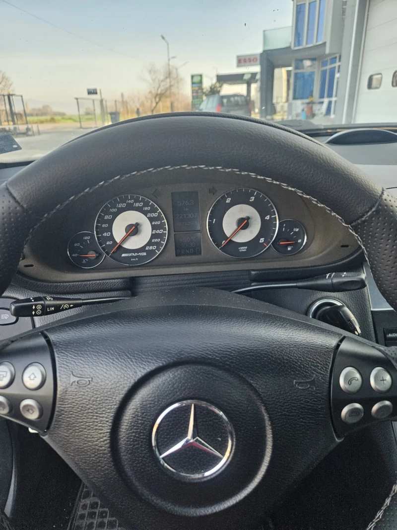Mercedes-Benz C 30 AMG, снимка 12 - Автомобили и джипове - 52643135