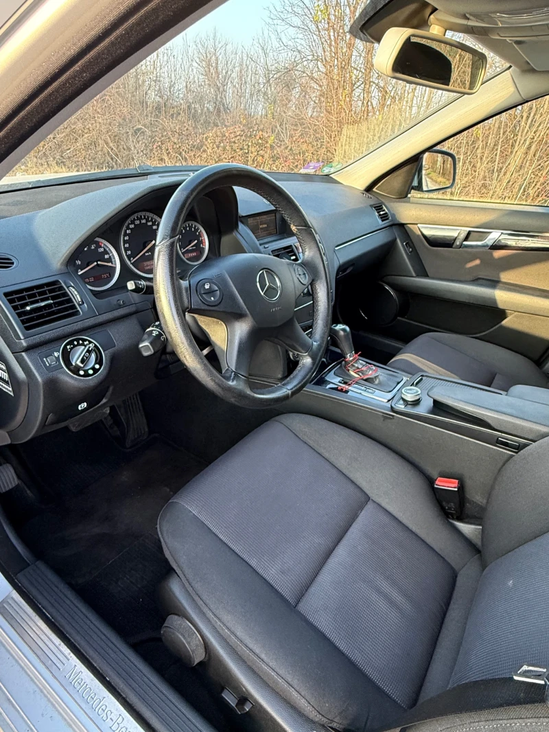 Mercedes-Benz C 200, снимка 6 - Автомобили и джипове - 52858593