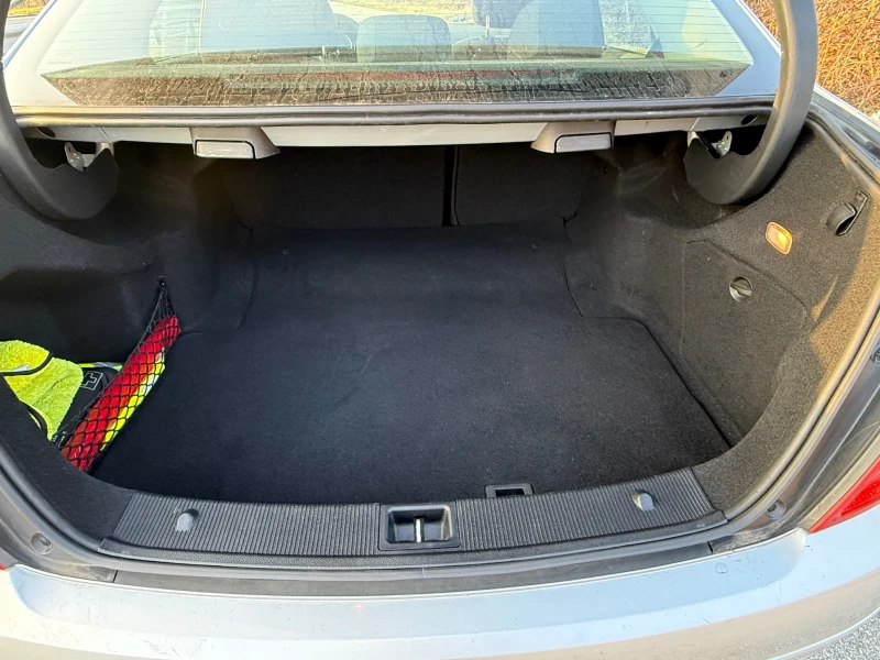 Mercedes-Benz C 200, снимка 9 - Автомобили и джипове - 52858593