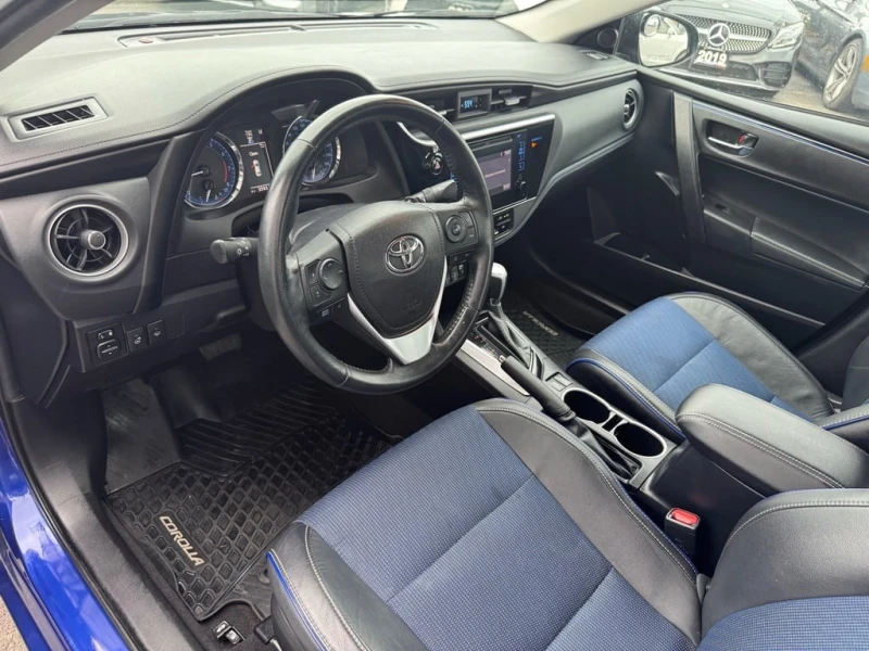 Toyota Corolla * SE Sport, Camera, Sunroof, Collision Warning, La, снимка 11 - Автомобили и джипове - 52959434