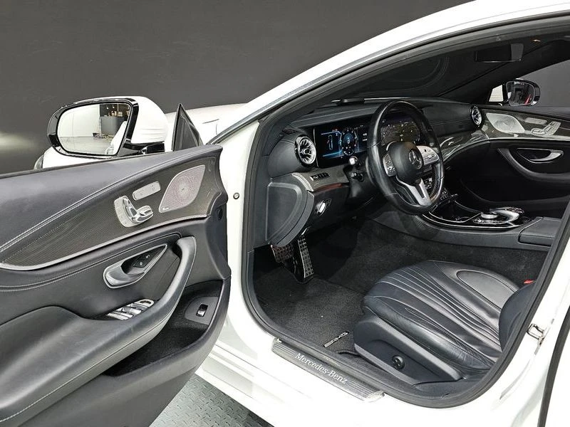 Mercedes-Benz CLS CLS300d AMG Line| 245к.с.| ВКЛ.ТЕХНОТЕСТ, снимка 10 - Автомобили и джипове - 55312157