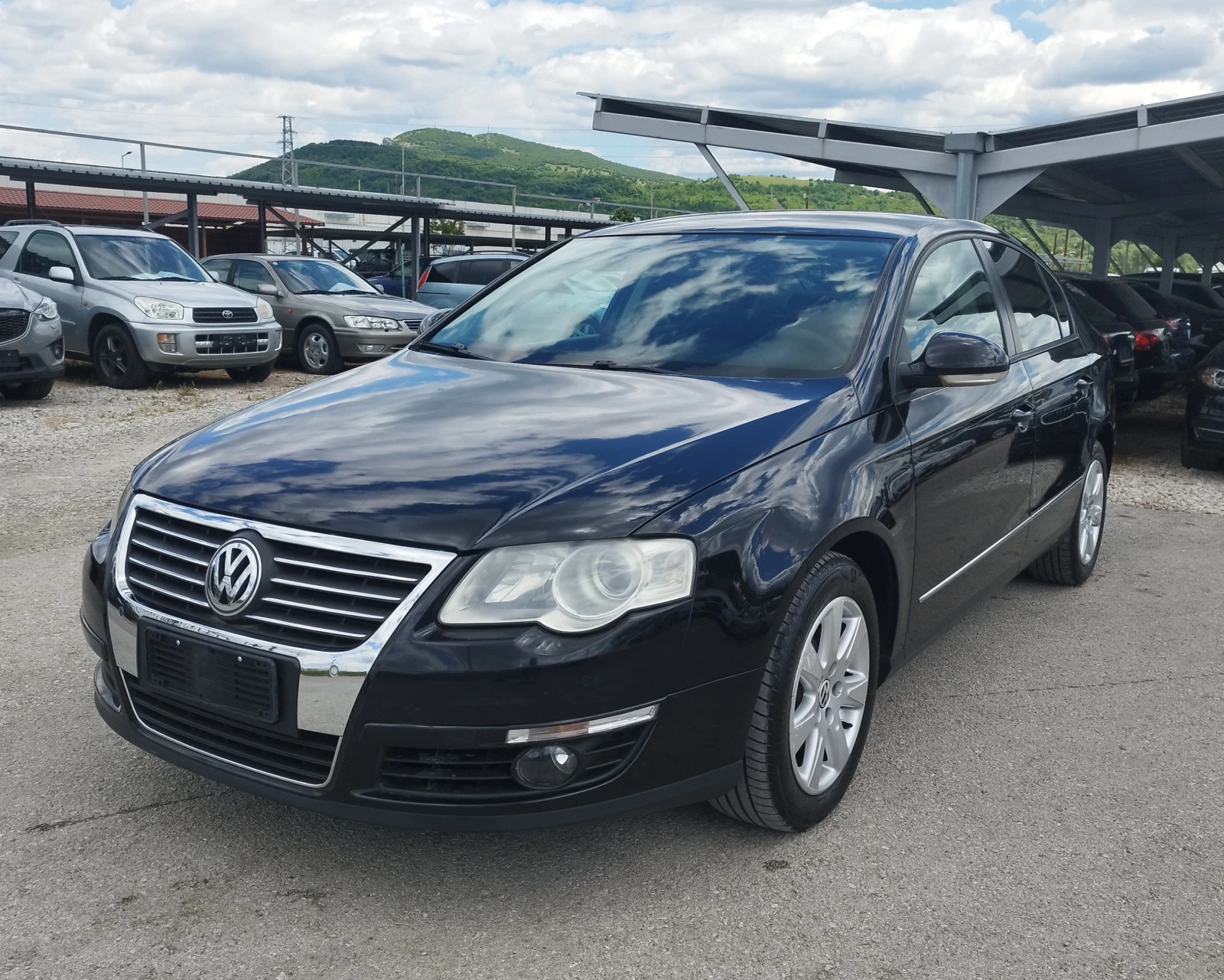 VW Passat 2.0TDI Italia HighLine NAVI - изображение 2