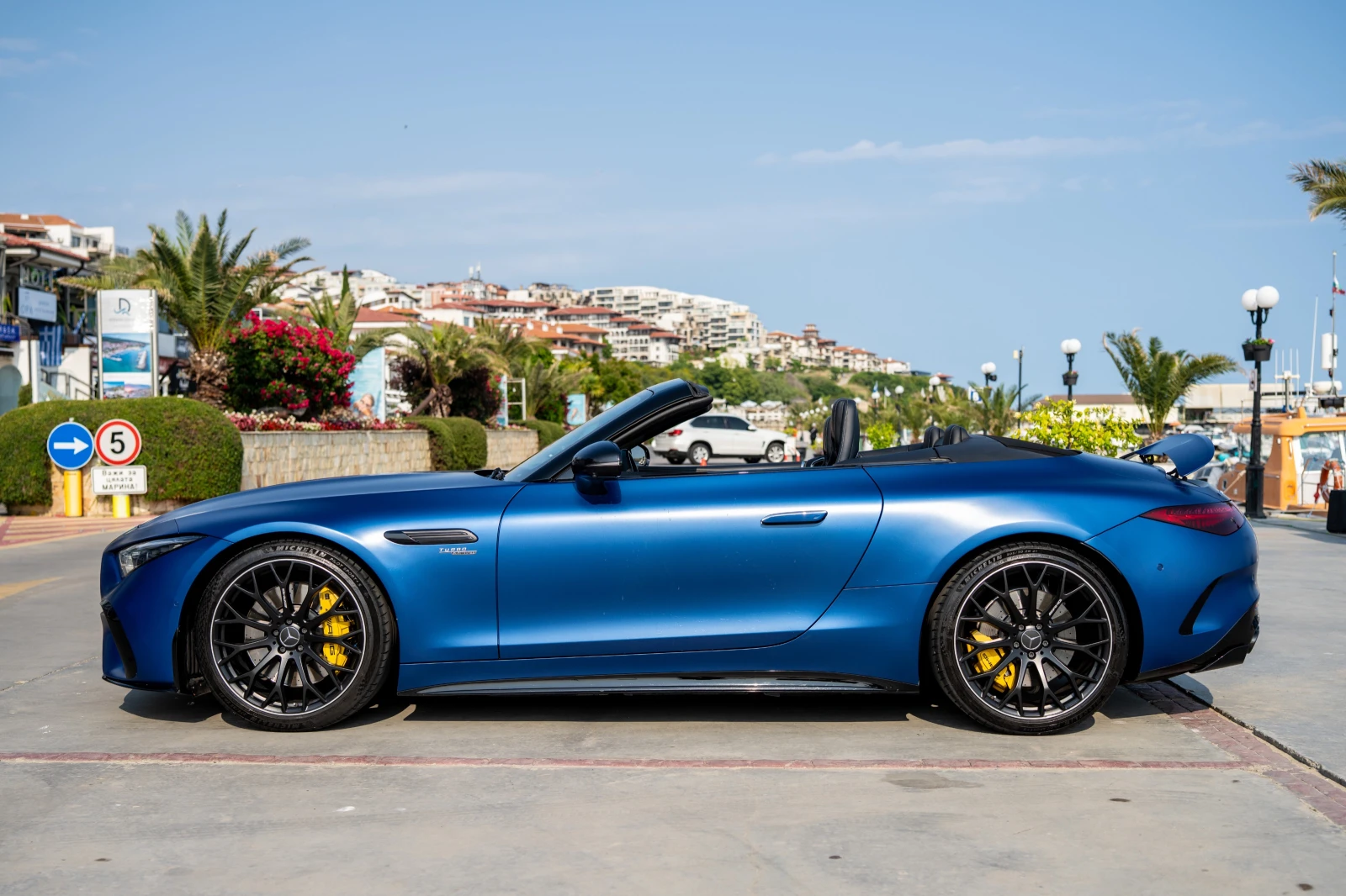 Mercedes-Benz SL 43 AMG Roadster - изображение 10