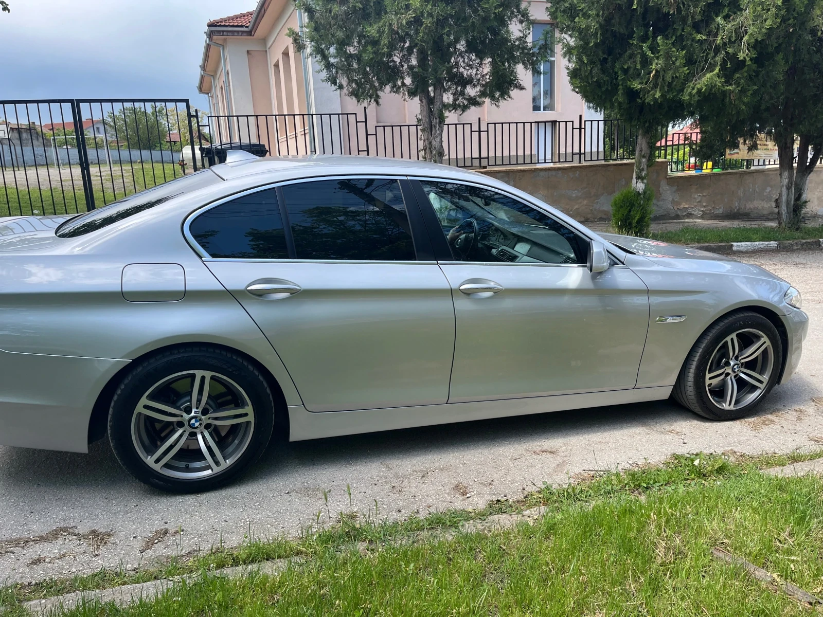 BMW 530 XDRIVE, снимка 4 - Автомобили и джипове - 54685292