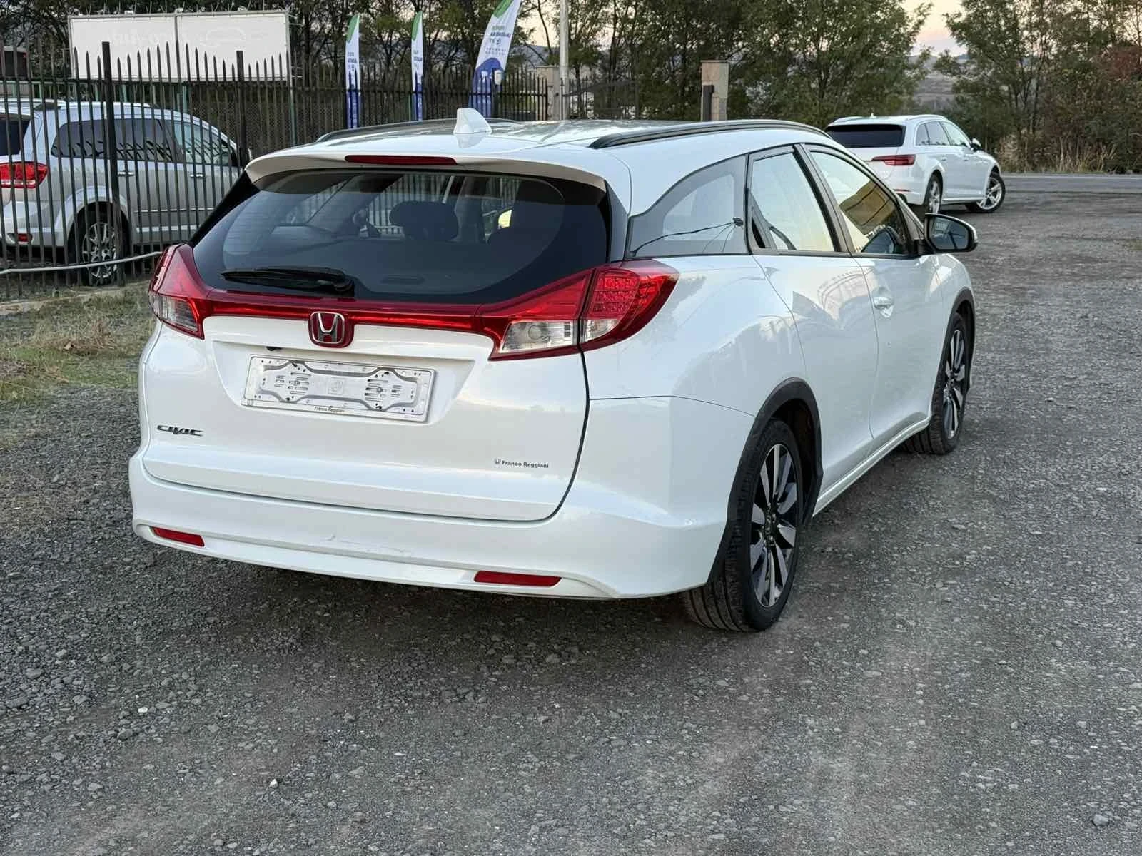 Honda Civic 1, 6tdi - изображение 5