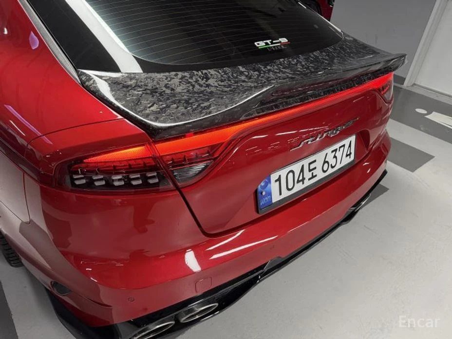 Kia Stinger, снимка 9 - Автомобили и джипове - 53749924