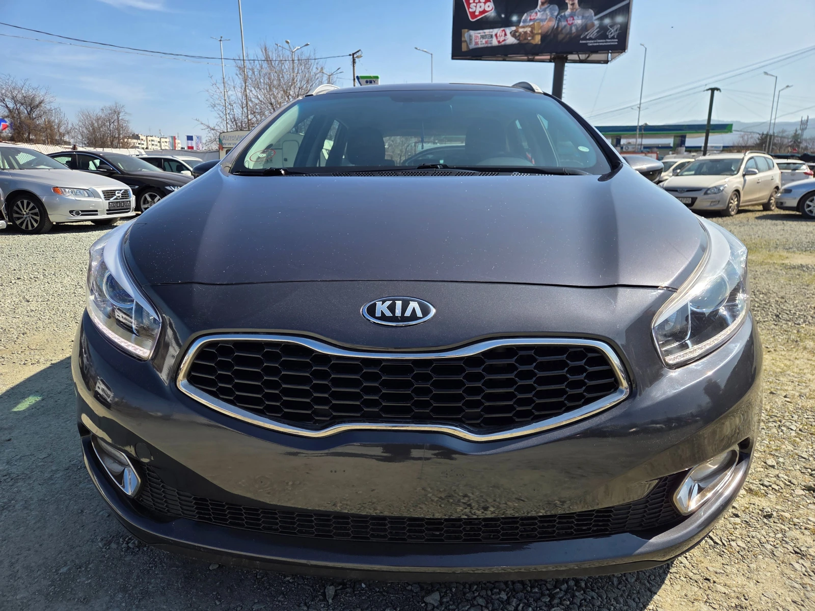 Kia Ceed 1.6crdi-128kc, снимка 6 - Автомобили и джипове - 53826344