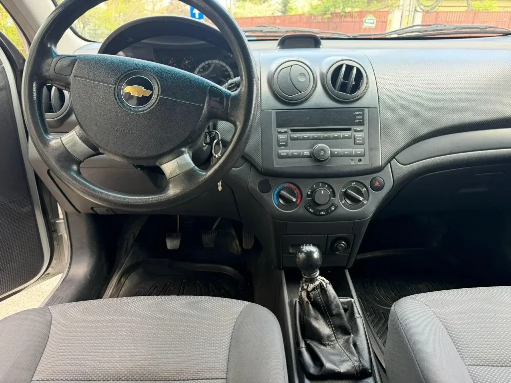 Chevrolet Aveo 1.4, снимка 4 - Автомобили и джипове - 54465666