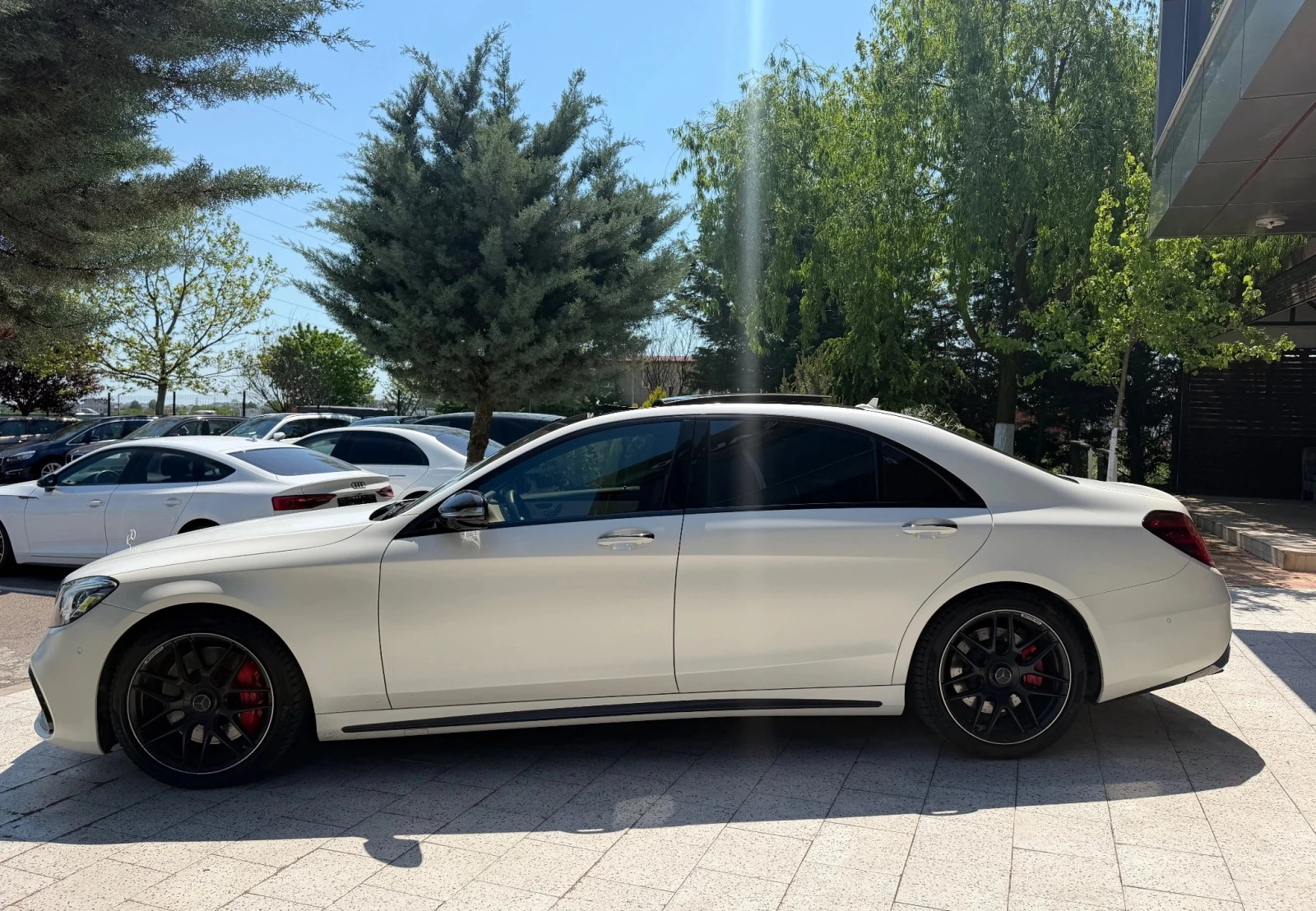 Mercedes-Benz S 63 AMG Long 4Matic+ , снимка 4 - Автомобили и джипове - 54685662