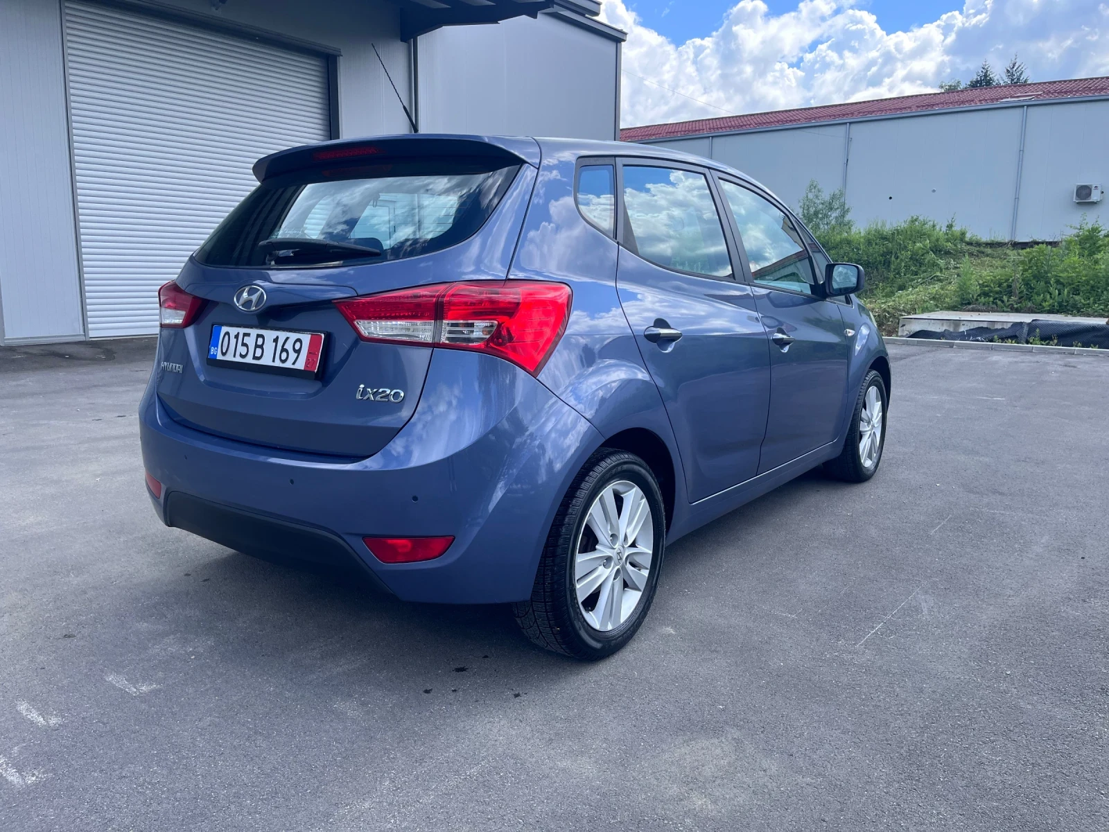 Hyundai Ix20 1.6 Бензин/Газ, снимка 7 - Автомобили и джипове - 54736404
