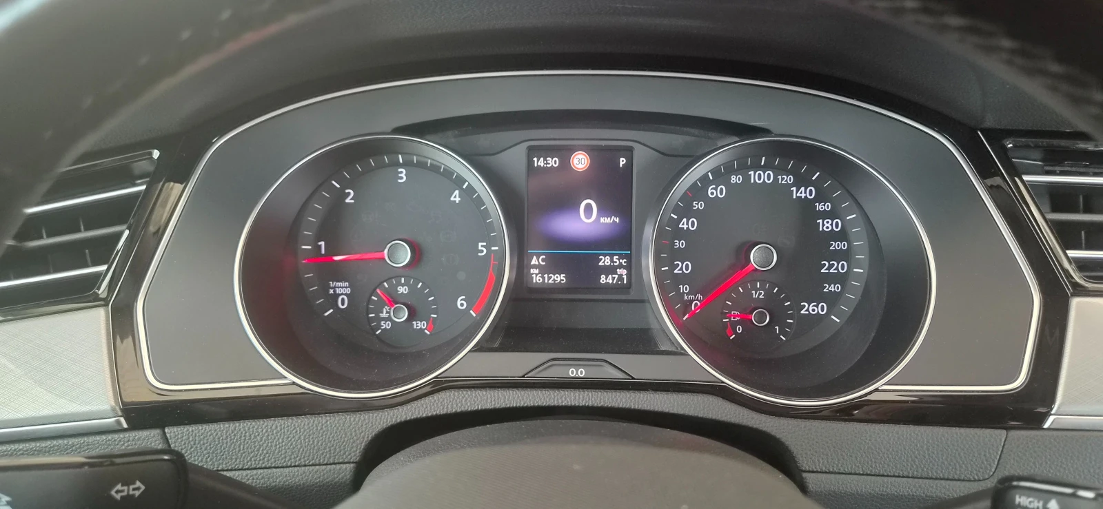 VW Passat 2.0 TDI 7 DSG LED, снимка 12 - Автомобили и джипове - 54923439