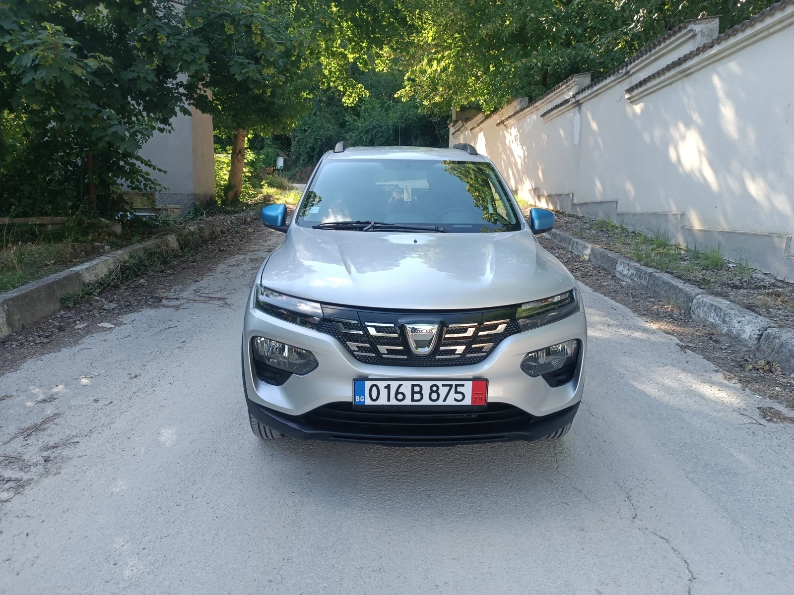 Dacia Spring CCS2