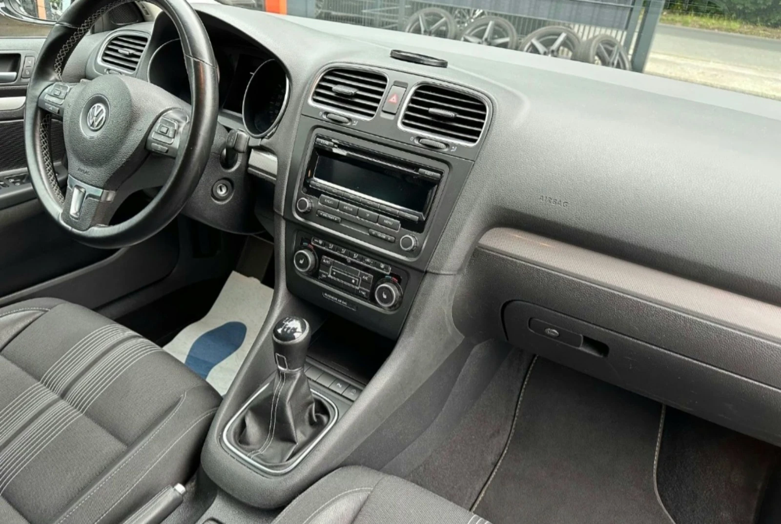 VW Golf VI Match BlueMotion 1.2TSI* 1-ви собственик* , снимка 12 - Автомобили и джипове - 55193441